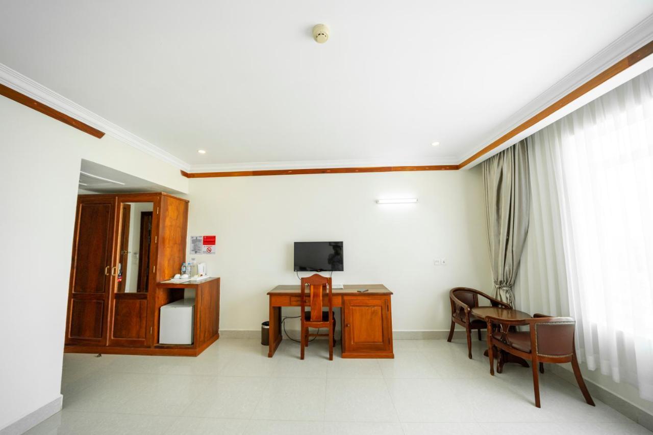 Pursat Riverside Hotel & Spa Extérieur photo