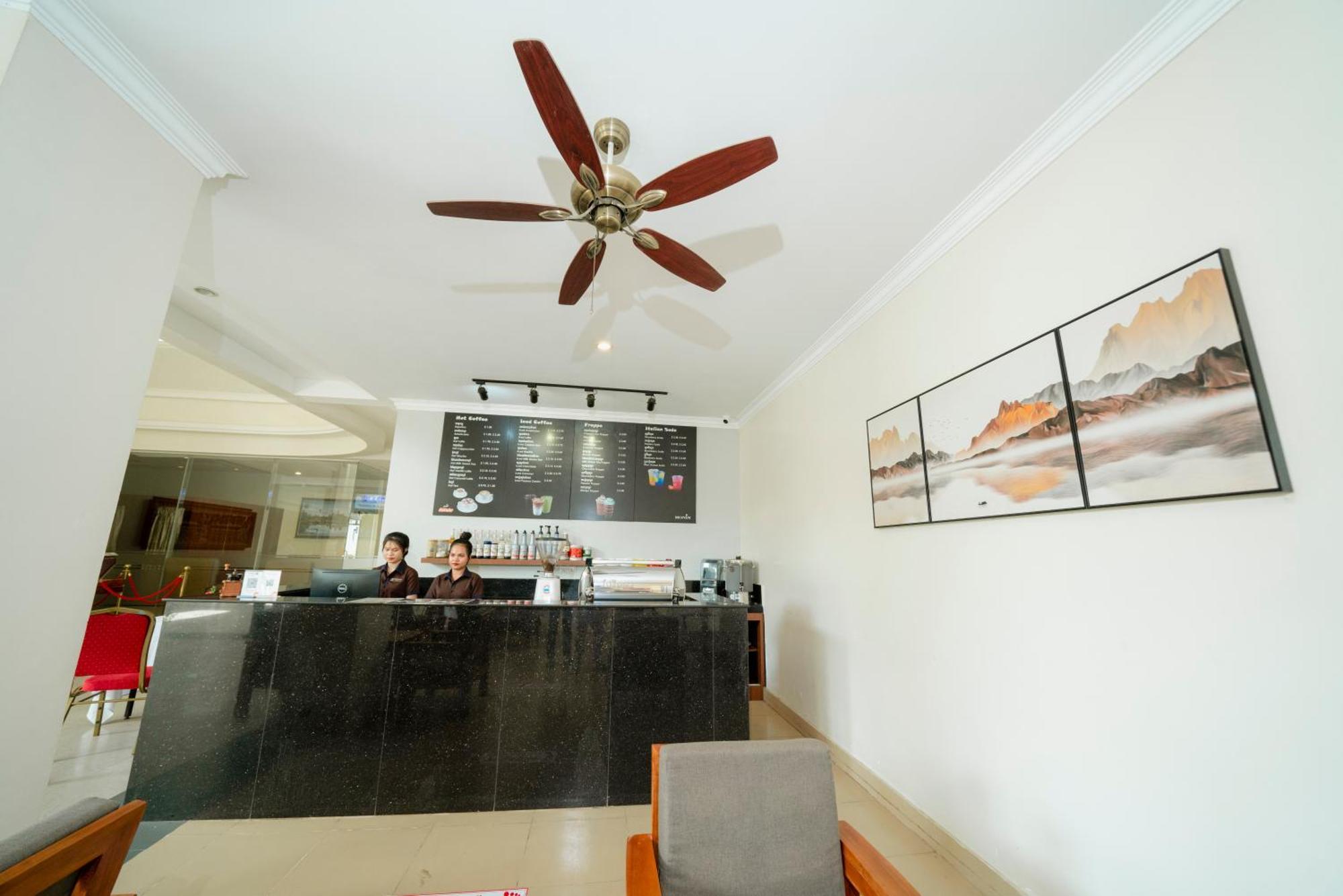 Pursat Riverside Hotel & Spa Extérieur photo
