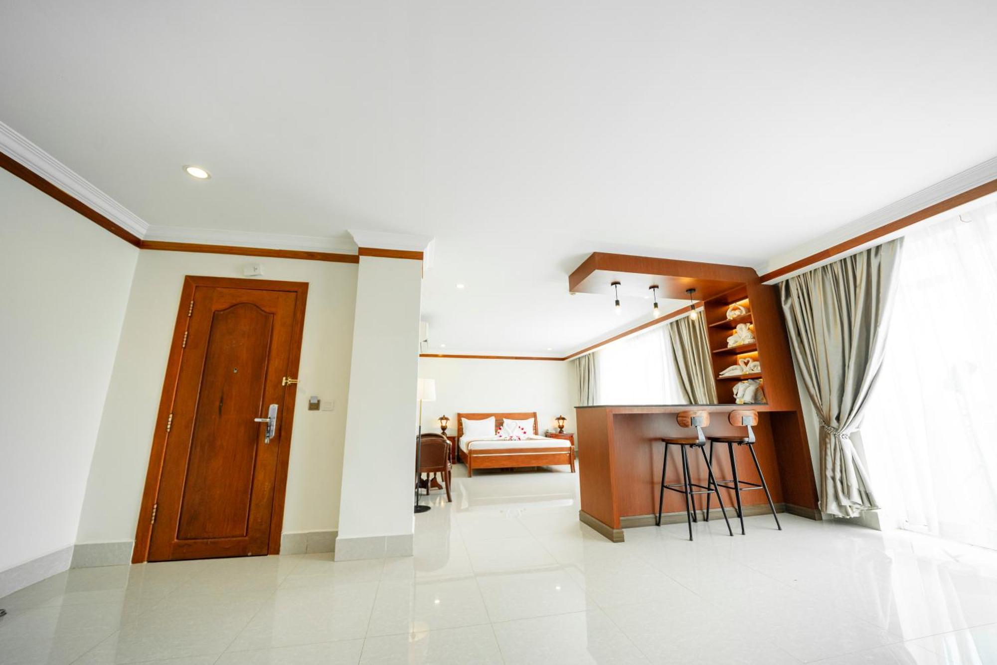 Pursat Riverside Hotel & Spa Extérieur photo