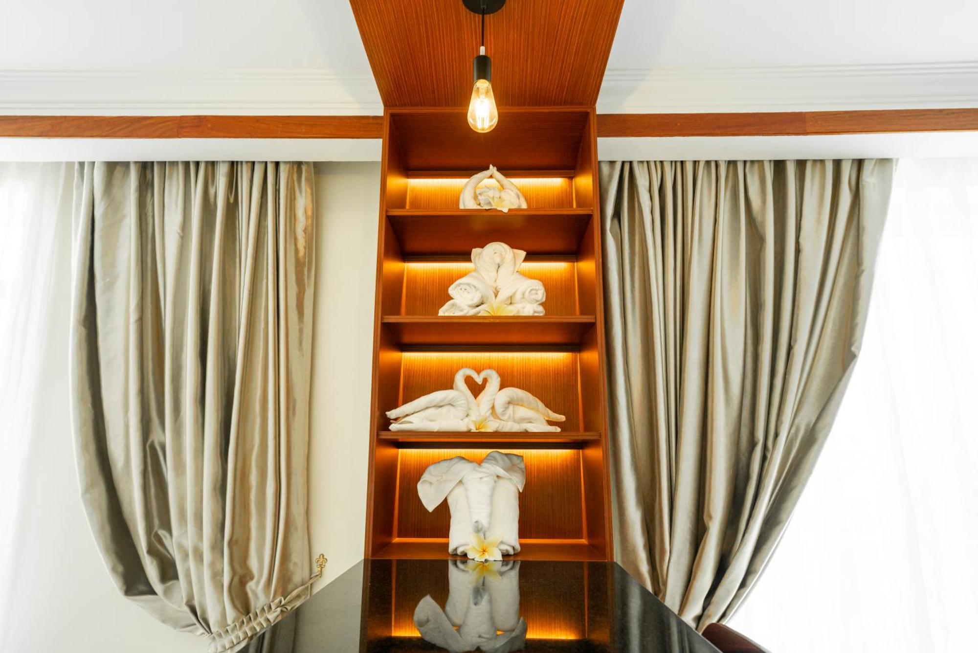 Pursat Riverside Hotel & Spa Extérieur photo