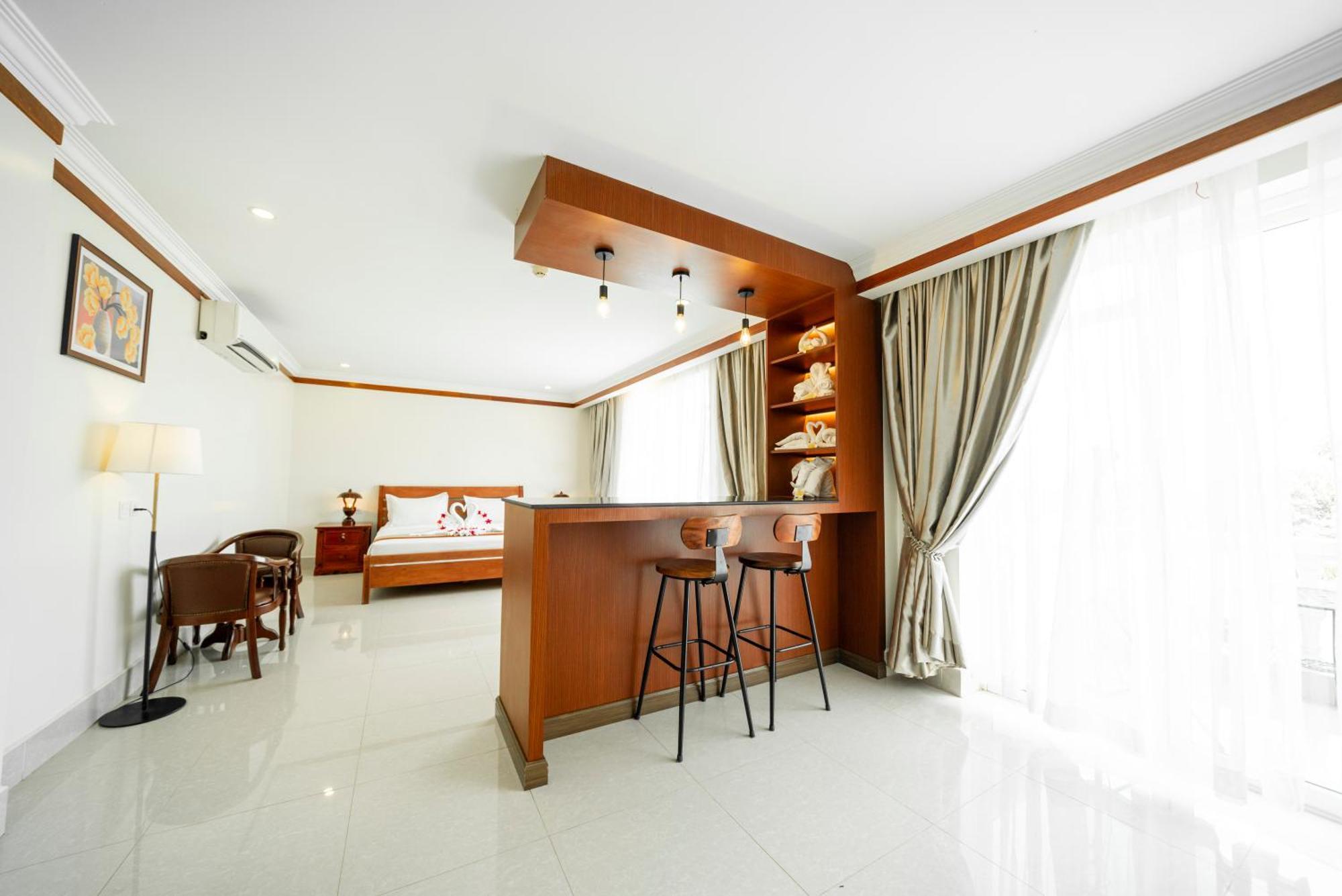 Pursat Riverside Hotel & Spa Extérieur photo