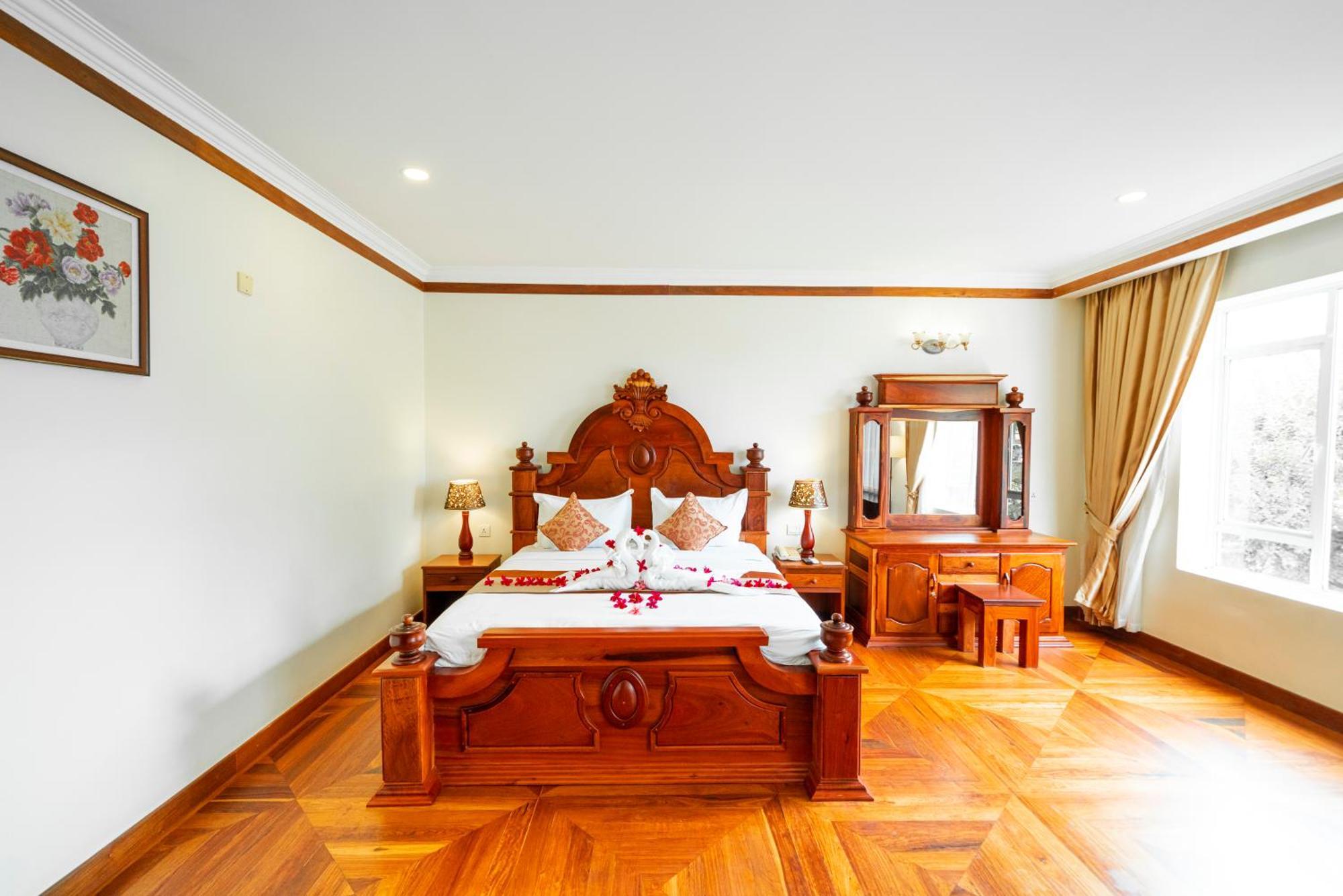 Pursat Riverside Hotel & Spa Extérieur photo