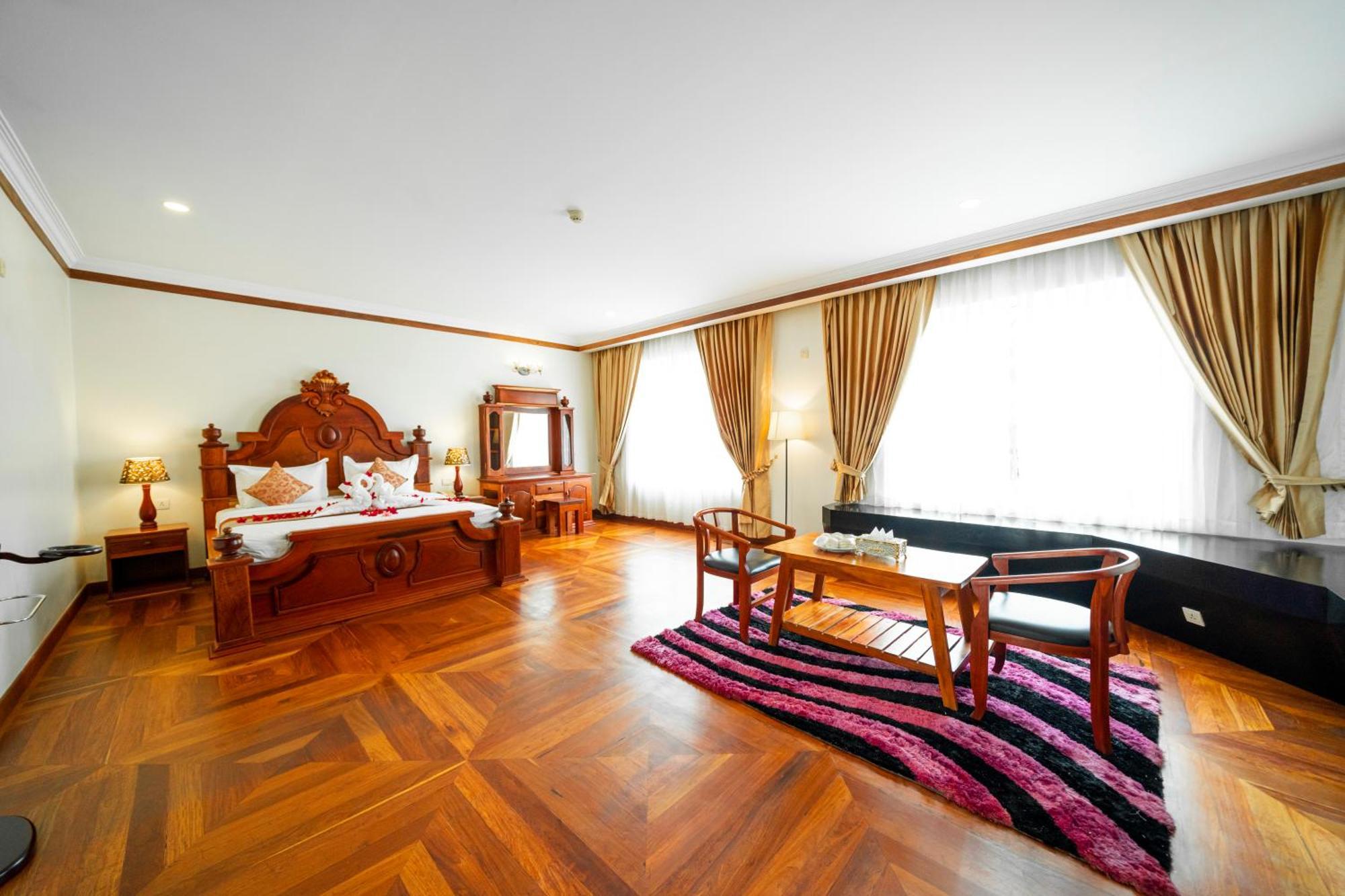 Pursat Riverside Hotel & Spa Extérieur photo