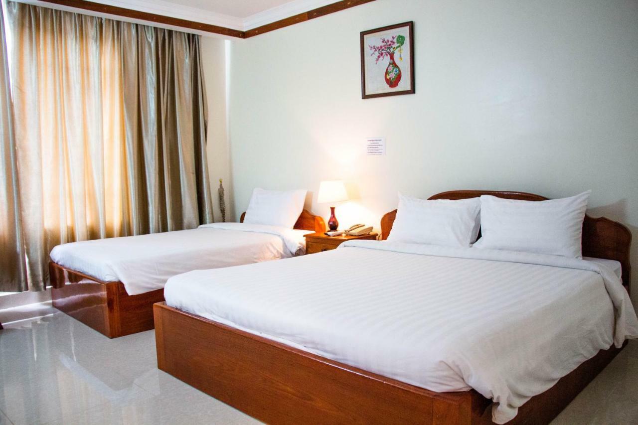 Pursat Riverside Hotel & Spa Extérieur photo